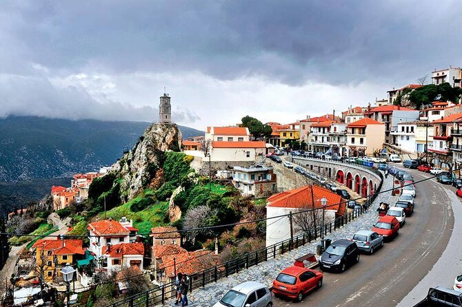 2 Day Private Tour to Amazing Delphi & Meteora - Meteora arrival and your overnight base in Kalambaka or Kastraki