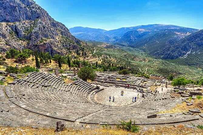 2 Day Private Tour to Amazing Delphi & Meteora - Day 2: Great Meteoron and up to 3 monasteries on towering pillars