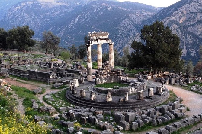 2 Day Private Tour to Amazing Delphi & Meteora - Timing, food, and how the private format helps you avoid stress