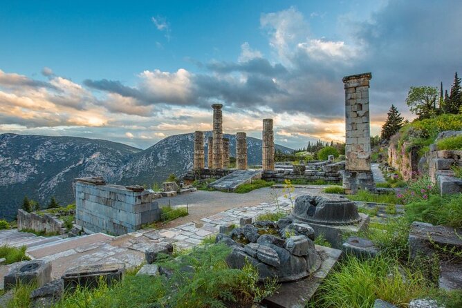 2-Day Private Tour to Delphi and Meteora from Athens - Arachova break: quick village feel and formaela tasting