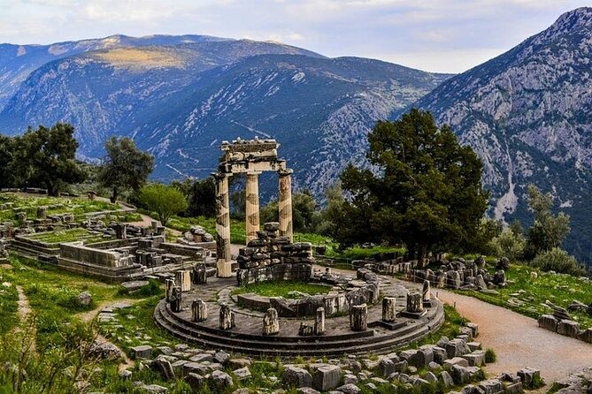 2 Days Peloponnese Tour : Ancient Olympia - Corinth, Mycenae Nafplio Epidaurus - Private Peloponnese in a Luxury Vehicle: The Value of Being Driven