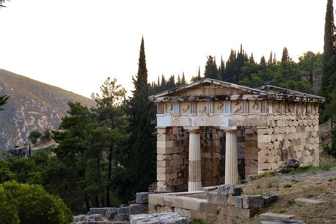 3 Day Private Tour in Olympia, Delphi & Monasteries of Meteora - Corinth Canal and Olympia: photo stop plus the real birthplace of the Games