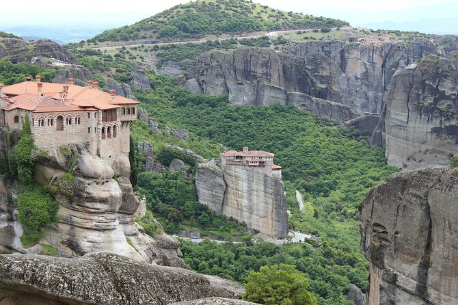 3 Day Private Tour in Olympia, Delphi & Monasteries of Meteora - Thermopylae statue stop and getting back to Athens