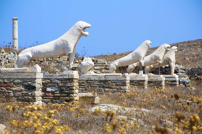 3 Day Private Tour in Santorini & Mykonos at the Best of Cyclades - Hotels, rooms, and the reality of check-in timing