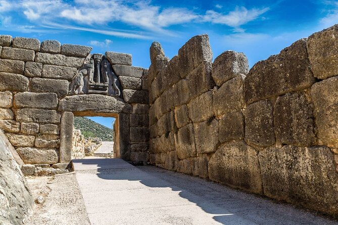 4-Day Private Peloponnese, Delphi and Meteora Tour from Athens - Day 2: Olympia, Rio–Antirion Bridge, Nafpaktos, and Overnight Options