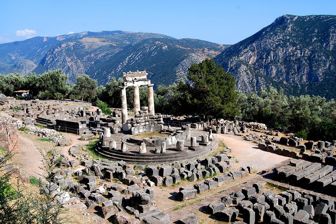 4 Days Private Tour: Corinth - Mycenae - Nafplio - Olympia- Delphi & Meteora - What to Pack and How to Stay Comfortable