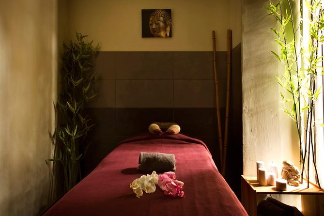 90-Minute Aroma Oil Massage plus 20' min Free Fish Pedi - Key points before you book