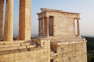 Acropolis Monuments guided tour with German Speaking Guide - Stop 1: Athens Walks office to the first views