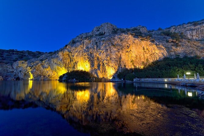 All Day Athens Highlights & Sunset Tour to the Temple of Poseidon - Plaka and Monastiraki: the Athens you can actually walk into