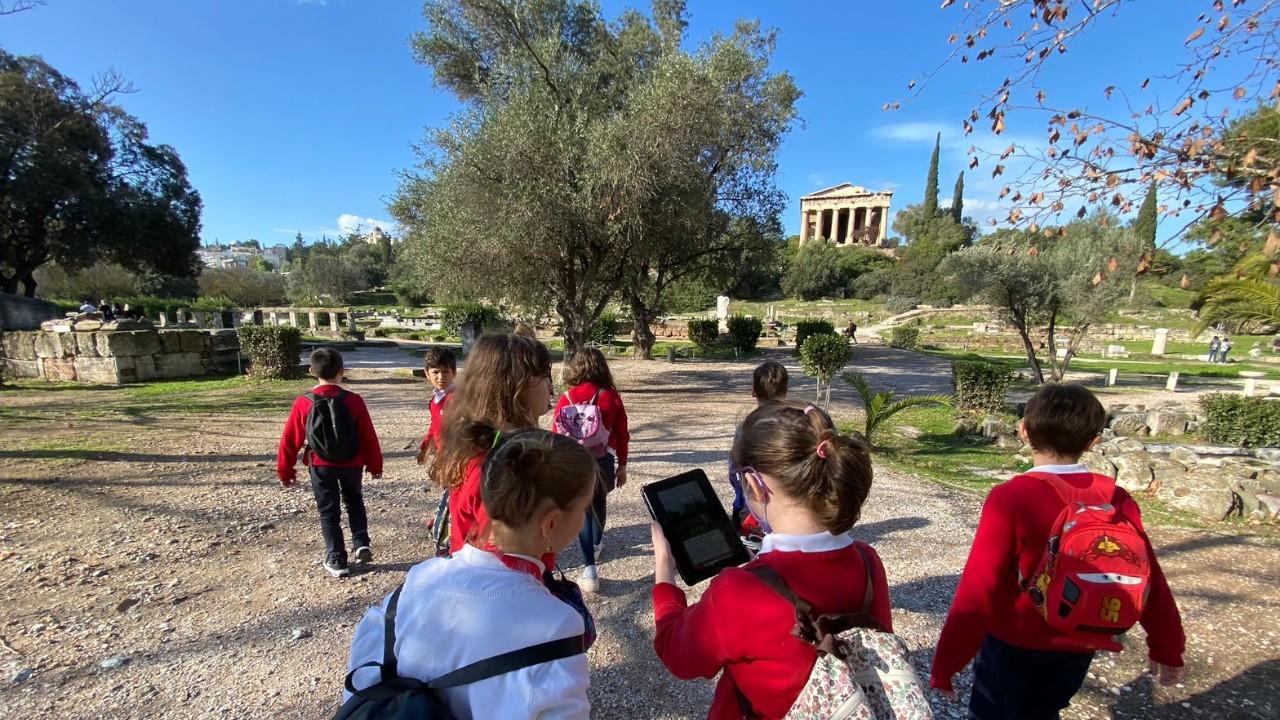 Ancient Agora: E-Ticket w/Treasure Hunt Tour on your phone - How the Temple of Hephaestus and Agora route works on your screen