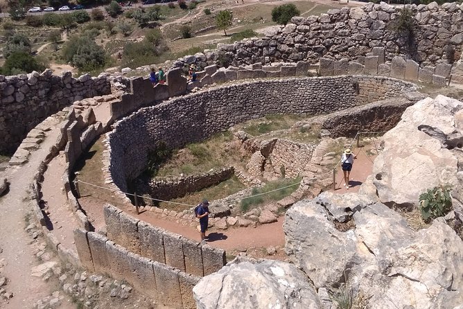 Argolis, Trip to Culture (Nafplio, Epidaurus, Mycenae) from Athens - English-speaking escort vs. certified guide (what it means for you)