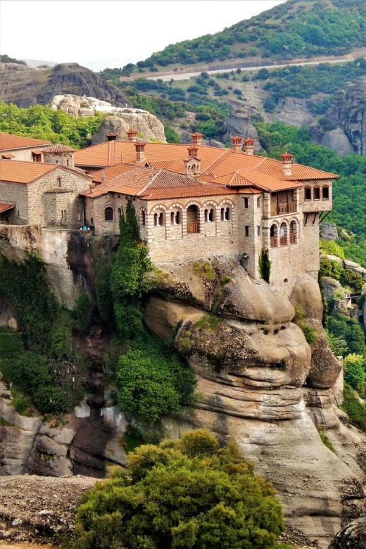 Athens: 2-Day Meteora Tour in Spanish with Guide & Hotel - Key Meteora Thrones strengths (quick hit list)
