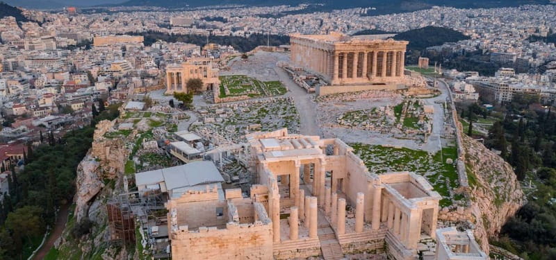 Athens: Acropolis and Ancient Agora Guided Walking Tour - Porinou 5 to the first sights: getting your bearings fast