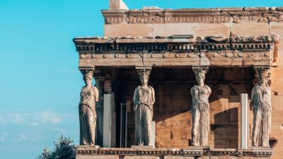 Athens: Acropolis and Mythology Highlights Small Group Tour - The Small-Group Advantage at the Acropolis