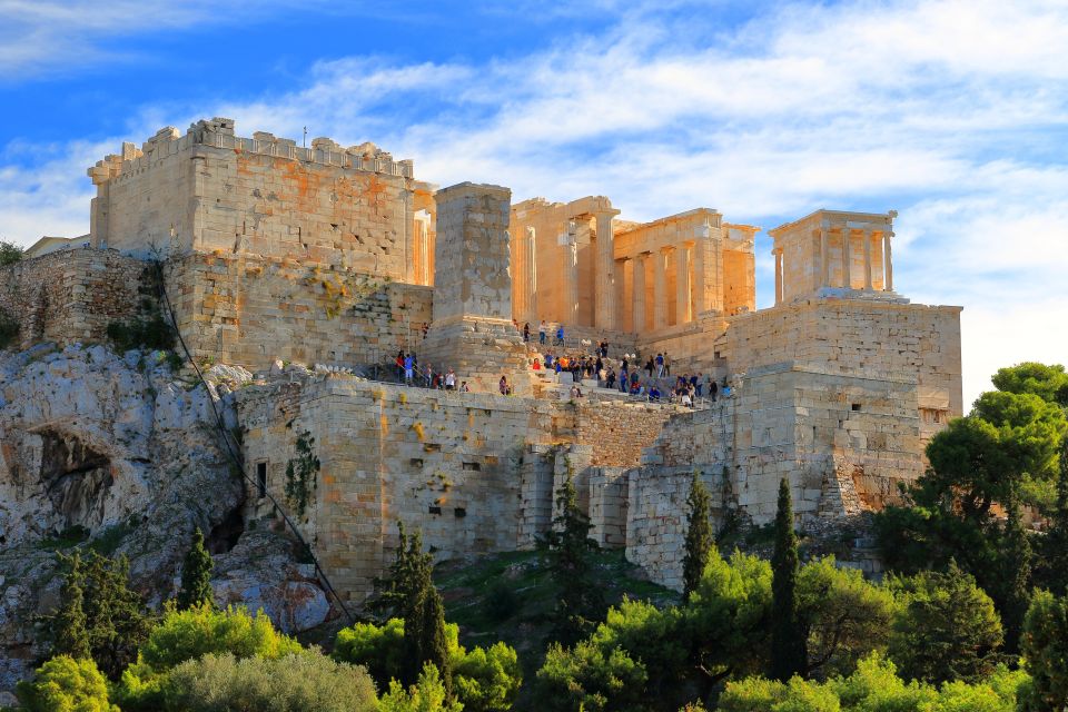 Athens: Acropolis Guided Walking Tour without Entry Ticket - Ticket required: how “without entry” changes your day