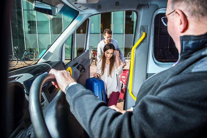 Athens Airport Departure Transfer – From Hotel to Airport - Why a private Athens hotel-to-airport transfer beats the last-minute scramble