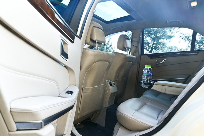 Athens airport to Athens Center private transfer - What the Ride Can Feel Like at Different Arrival Times
