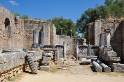 Athens: Ancient Olympia and Corinth Canal Private Tour - Corinth Canal, the Isthmus Canal, and the Ancient Diolkos story