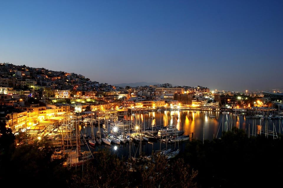 Athens and Piraeus: Private Night Tour - Why this 4-hour Athens and Piraeus night tour makes sense