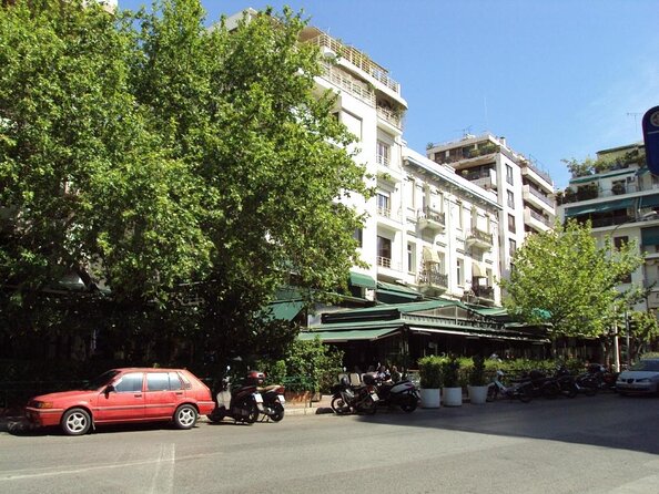 Athens Art Gallery Tours - Kolonaki Square: where Athens modern art gets a good first impression