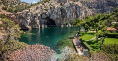 Athens: Athenian Riviera Private Tour by Van - From Piraeus to Flisvos: Photo Stops That Actually Help You Get Oriented