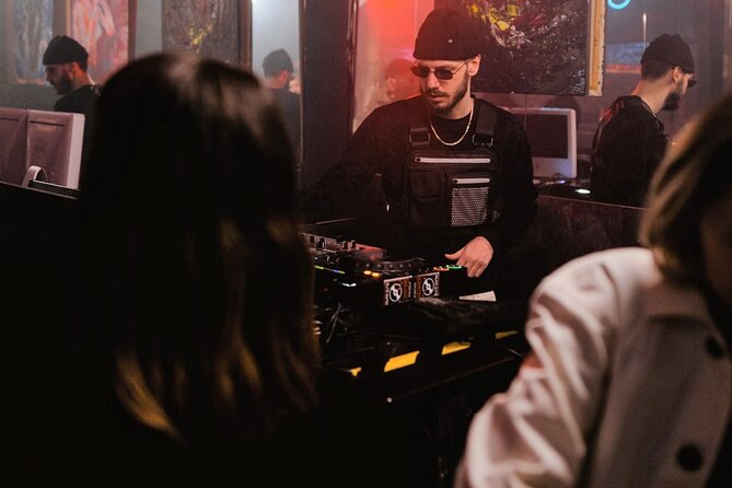 Athens Barhopping Off the Beaten Path - When to Book: Timing, Night Flow, and a Couple Smart Tips