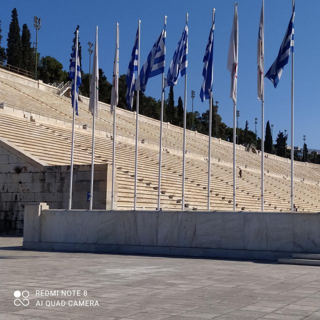 Athens city center walking tour - Getting started at Syntagma: easy meetup, fast orientation