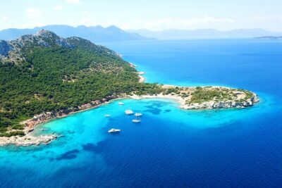 Athens Combo Ticket: Full-Day Cruise and Hop on Hop off Bus - Cruise on a Traditional Wooden Boat: Lunch, Drinks, and Island Swim Stops