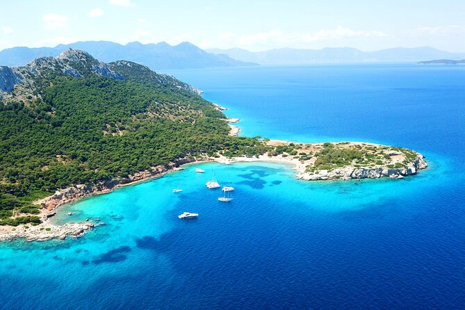 Athens Combo Ticket: Full-Day Cruise and Hop on Hop off Bus - Cruise on a Traditional Wooden Boat: Lunch, Drinks, and Island Swim Stops
