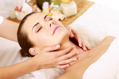 Athens Couples Escape Spa Treatment with Fish Pedicure - The Main Event: Side-by-Side Massage With Essential Oils