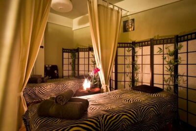 Athens Delight Massage with Steam Sauna - 20-Minute Body Scrub: Soft Skin Without Guesswork
