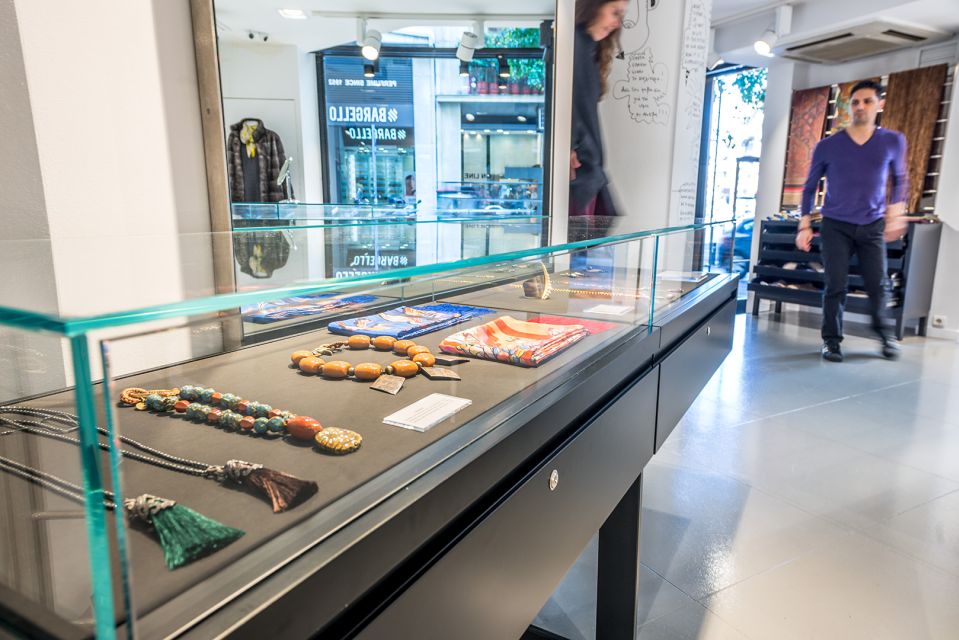 Athens: Greek Fashion Shopping Tour with a Local Expert - Who should book this Athens fashion tour, and who should skip it