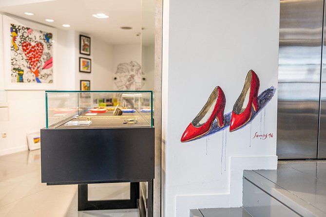 Athens Half Day Small Group Shopping Tour - Syntagma Backstreets: Designer Finds Away From the Main Drag