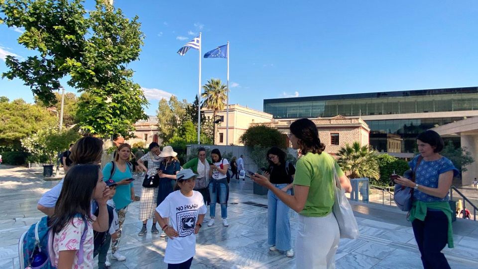 Athens Hills: Mythology Treasure Hunt - Astronomy on the hills: clues that point toward the sky