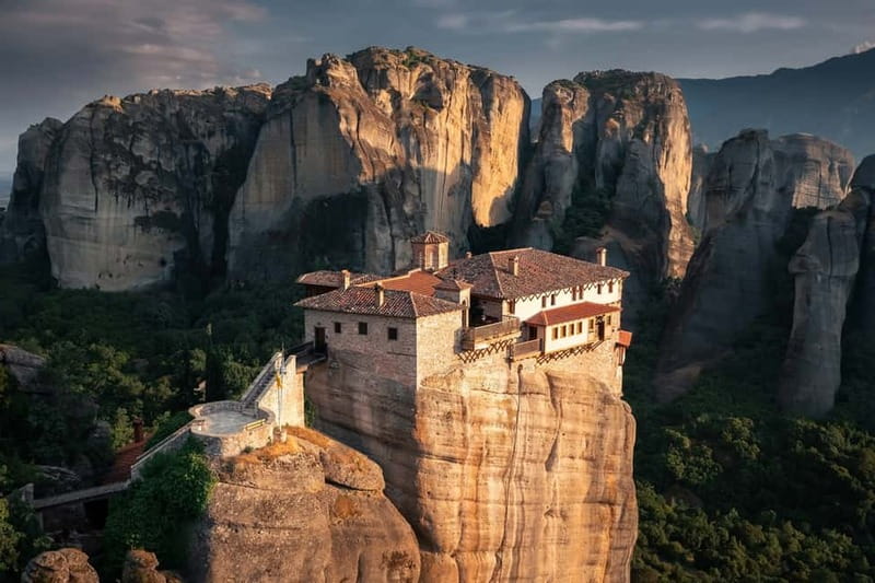 Athens: Meteora Day Trip in Spanish with Live Guide & Lunch - Price and Value: Is $81 a Good Deal for This Much Day Trip?