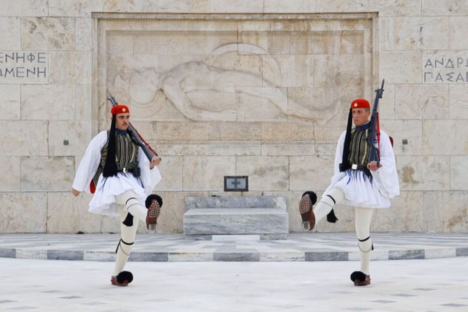 Athens: Private Half-Day Highlights Tour - Finishing touch: New Acropolis Museum time or Plaka wandering