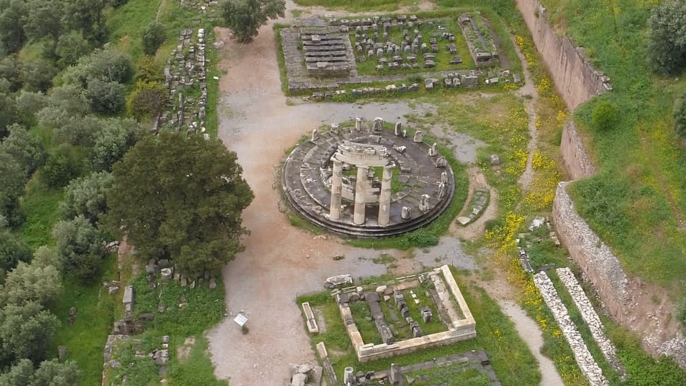 Athens: Private Tour of Delphi, Delphi Museum, and Arachova - Price and Value: Is $320 Worth It for Delphi and Arachova?