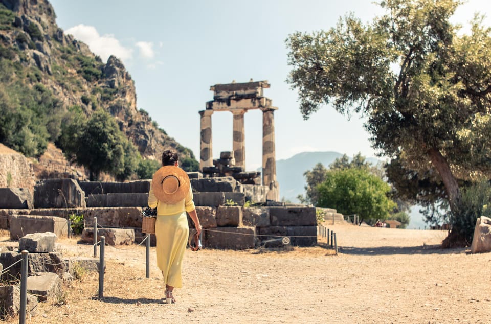 Athens: Private Tour of Delphi, Delphi Museum, and Arachova - Time Management: What the 1-Hour Site and 1-Hour Museum Really Mean