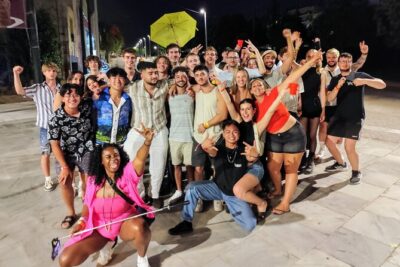 Athens Pub Crawl with 1hr Open Bar & VIP Nightclub Access - Meeting at Thiseos: Finding the Group and Getting the Social Vibe