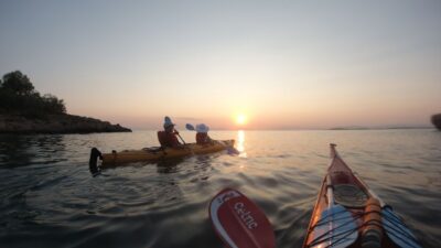 Athens: Sea Kayak Sunset Tour - A short briefing, then a gentle 2.5 km paddle
