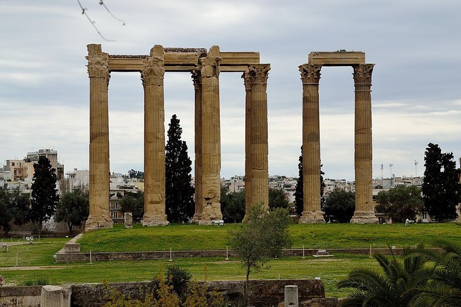 Athens & Sounio Round Trip Private Transfer - Zeus Olympian Temple and the Gate of Hadrian: Small Stops, Useful Context