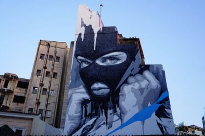 Athens Street Art - Private Walking Tour - From Panepistimio Metro to the start: getting oriented the Athens way