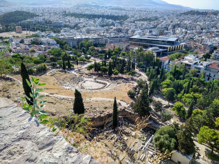 Athens: The Acropolis and Acropolis Museum Tour in Dutch - Photo stop on the hill: 20 minutes that actually helps