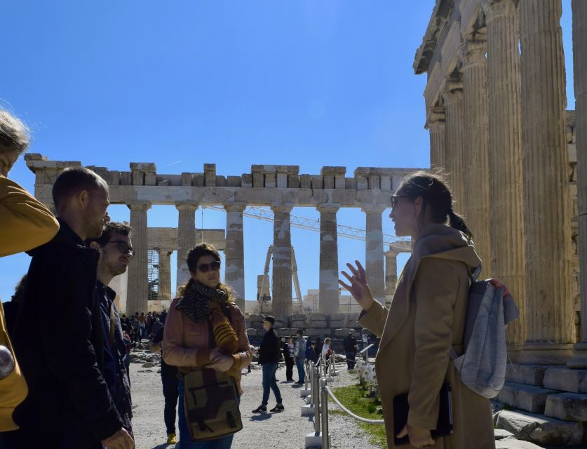 Athens: The Acropolis and Acropolis Museum Tour in Dutch - Downhill to the Acropolis Museum: where the originals change everything