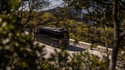 Athens to Meteora, Day Trip with Local Guide,up to 9 people - Price and logistics: Athens to Kalabaka and back