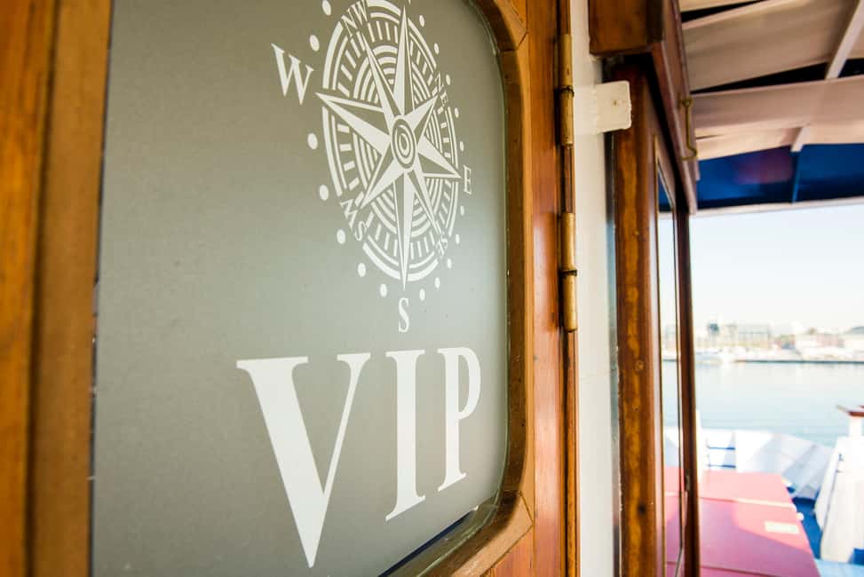 Athens: VIP Swimming Cruise to three islands - Food and Drinks: Greek meze, buffet lunch, and what unlimited really means
