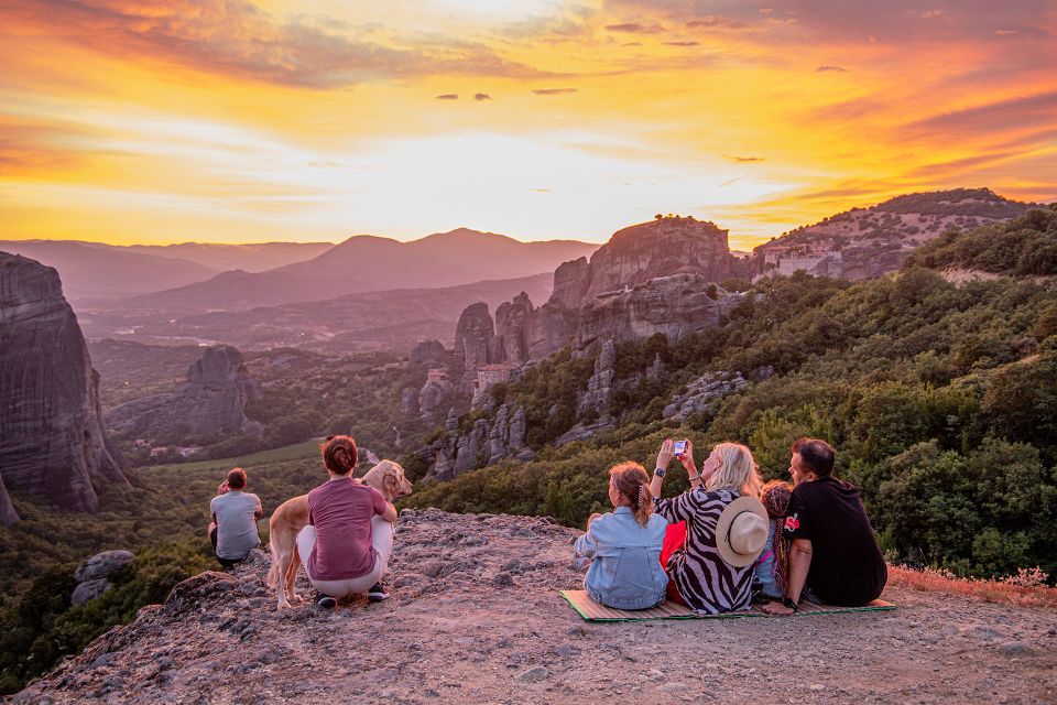 From Athens: 2 Days Meteora, Thermopylae & Delphi Tour - Delphi Museum + Archaeological Site: Self-Guided With Mobile Audio Support