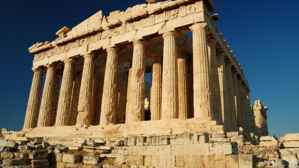 From Athens: Full-Day Delphi – Thermopylae Excursion - Arachova stop: the quick hit of a ski village