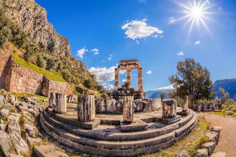 From Athens: Private Road Trip to Delphi - Delphi Archaeological Museum: where your day starts making sense