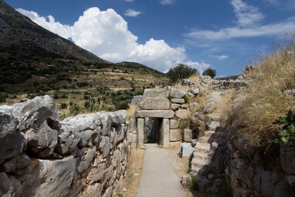 From Athens: Private Tour to Mycenae, Nafplio, & Epidaurus - Mycenae and Agamemnon’s Tomb: Power in Plain Stone